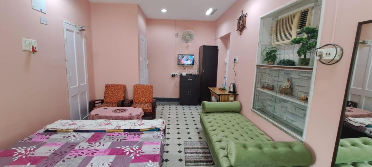 A Home Away From Home Calcutta Eksteriør billede