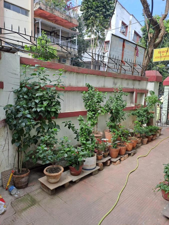 A Home Away From Home Calcutta Eksteriør billede