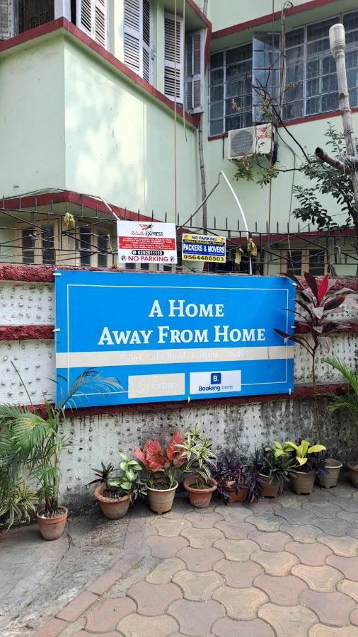 A Home Away From Home Calcutta Eksteriør billede