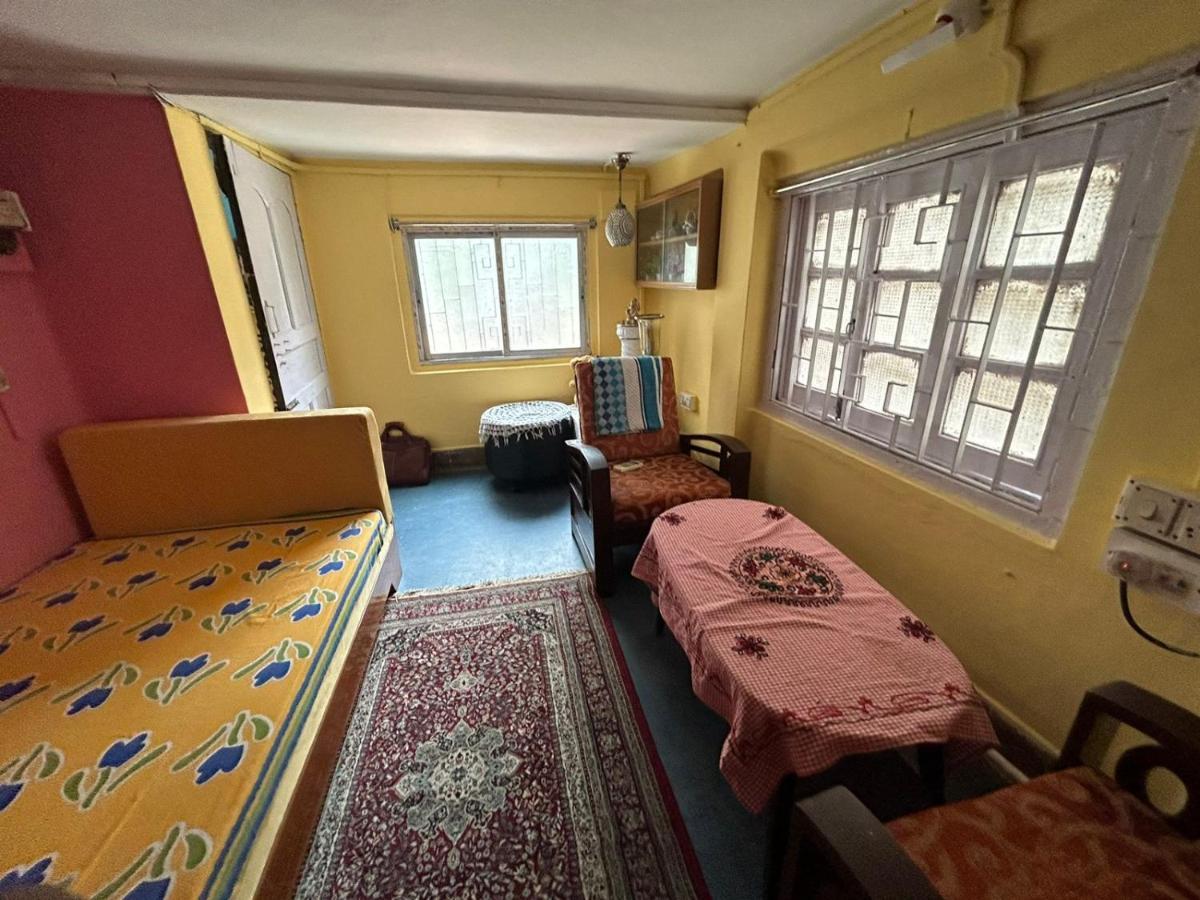 A Home Away From Home Calcutta Eksteriør billede