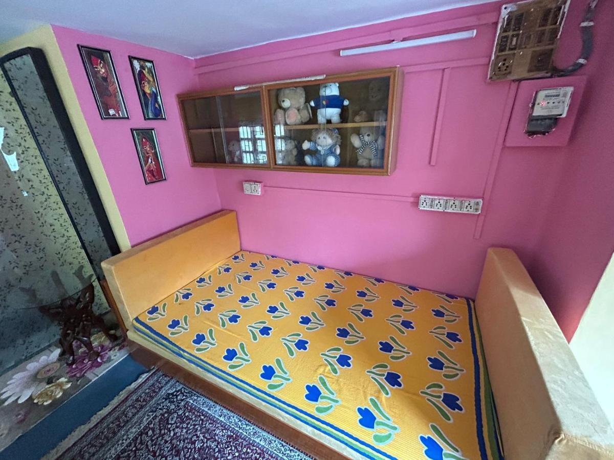 A Home Away From Home Calcutta Eksteriør billede