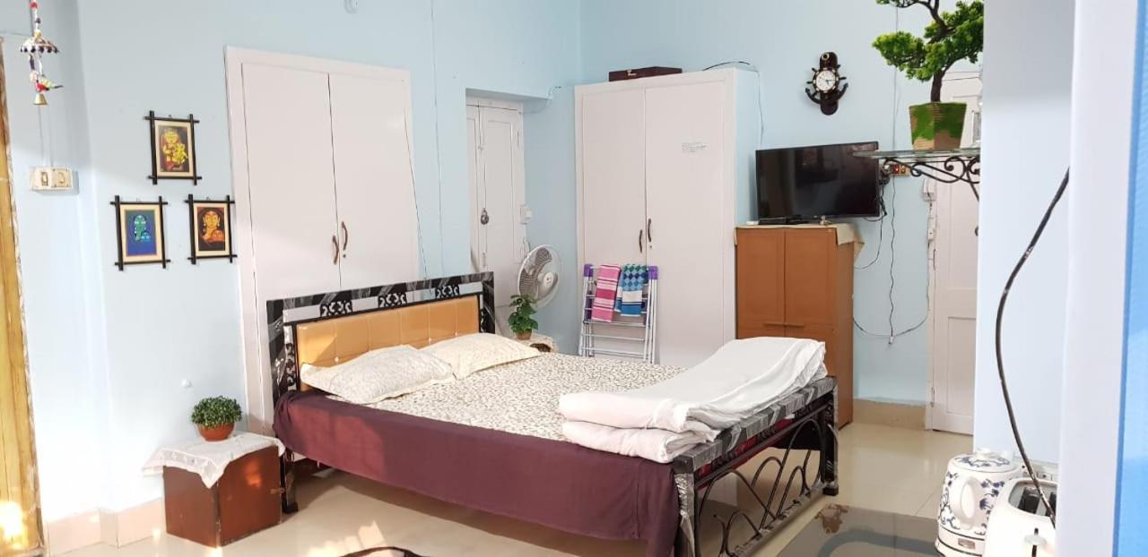 A Home Away From Home Calcutta Eksteriør billede